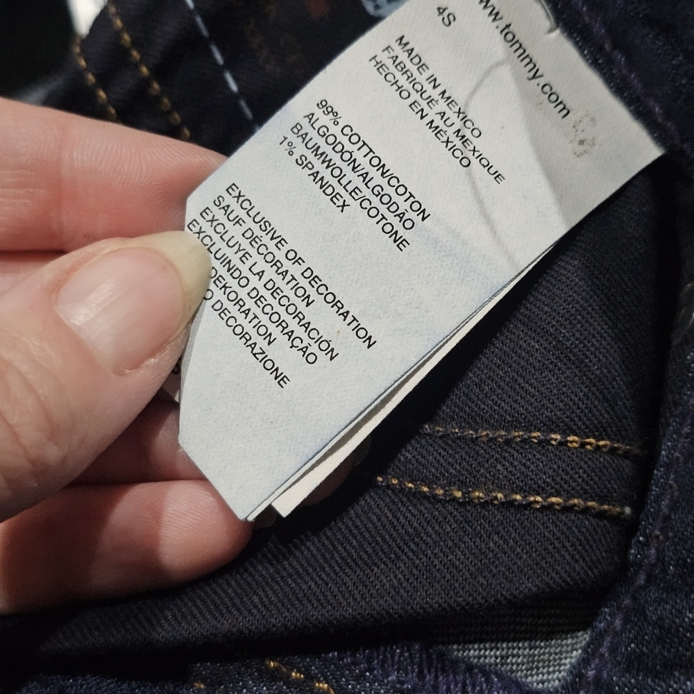 Tommy Hilfiger โฆ Mid-Rise Easy Fit Bootcut Jeans โฆ Blue Wash Stretch Sz 4 NWT - Picture 13 of 16